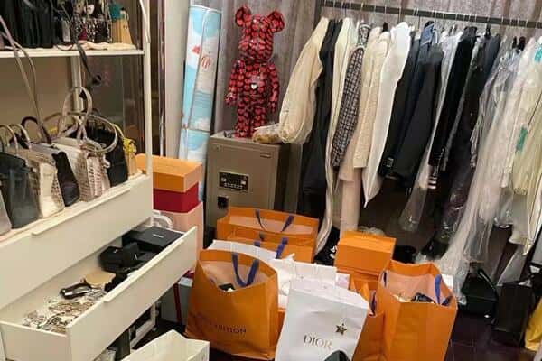 柳州市三江回收一线品牌衣服